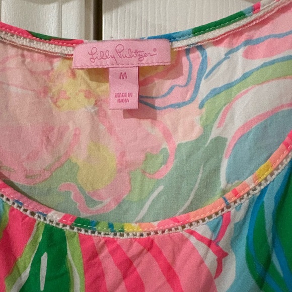 Lilly Pulitzer bundle of a dress and 5 tanks tops and shirts. All EUC. Size med - Picture 15 of 15